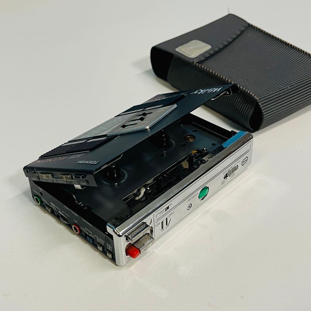 TOSHIBA 東芝Walky KT-RS30 カセットプレーヤー ケース付き