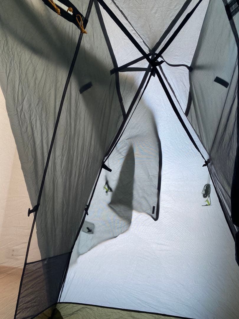 グレー ドーム型　吊り下げ式　テント　Big Sky Chinook 2P