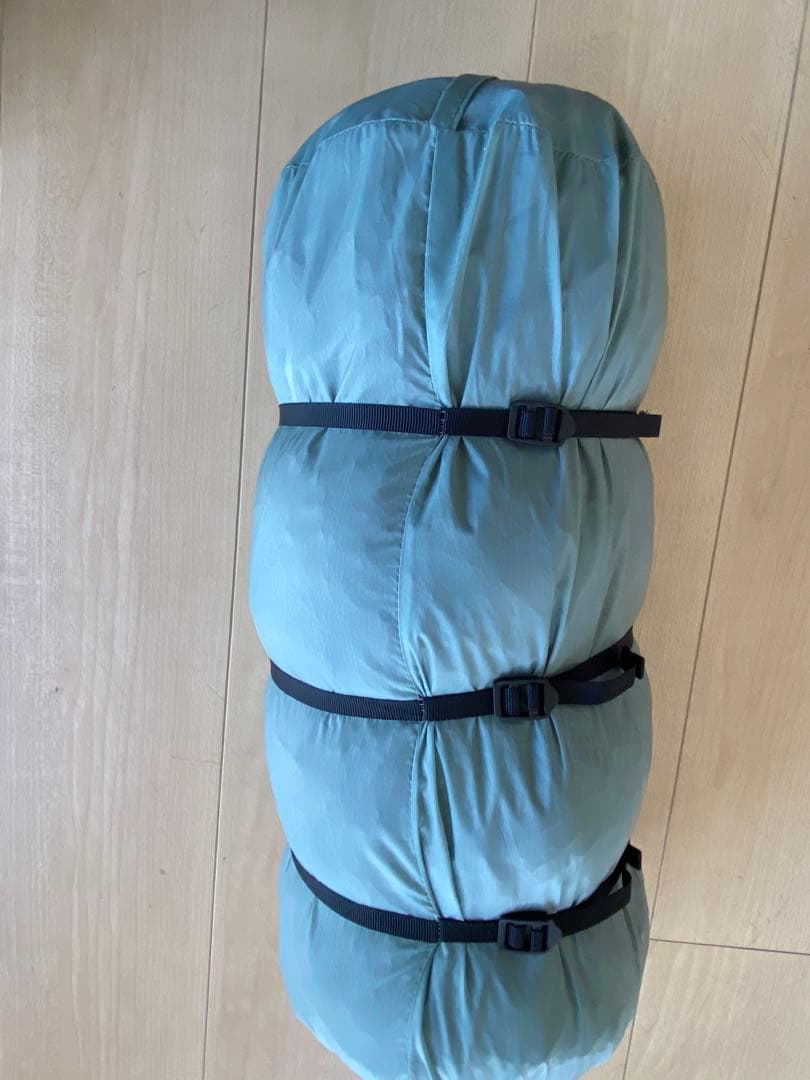 グレー ドーム型　吊り下げ式　テント　Big Sky Chinook 2P