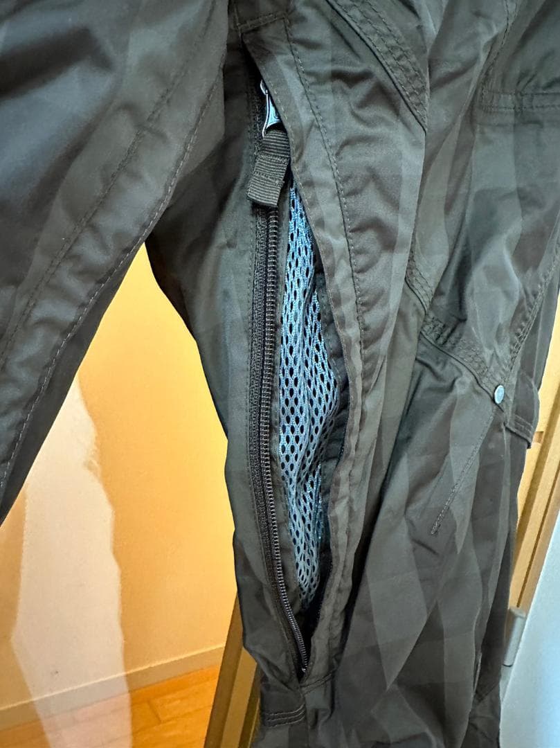 【処分価格】バートン・スノーボードウェア上下セット