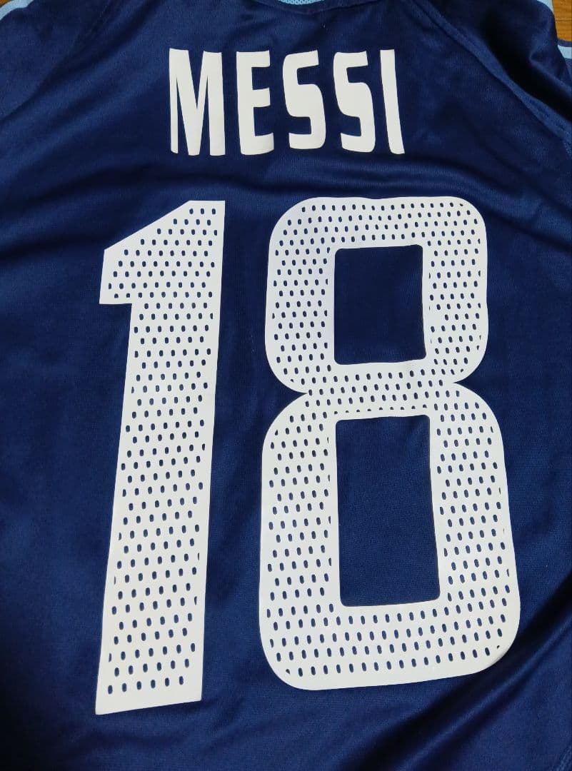 アルゼンチン代表　アウェイ　メッシ　18番　ワールドユース 当時物　正規品　美品
