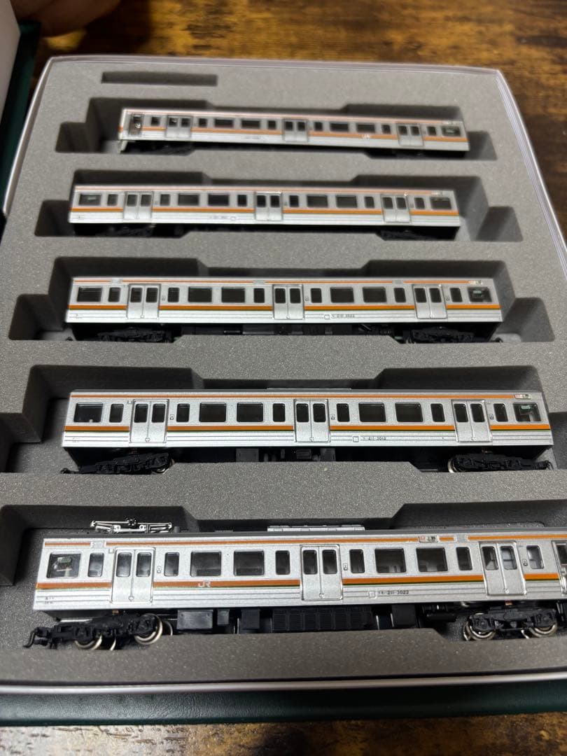 KATO 211系3000番台5両基本増結セット