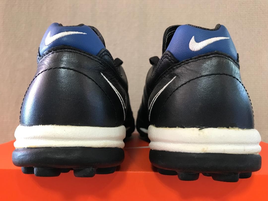 NIKE 98 エアブラジリア　ＴＦ　２７．０cm