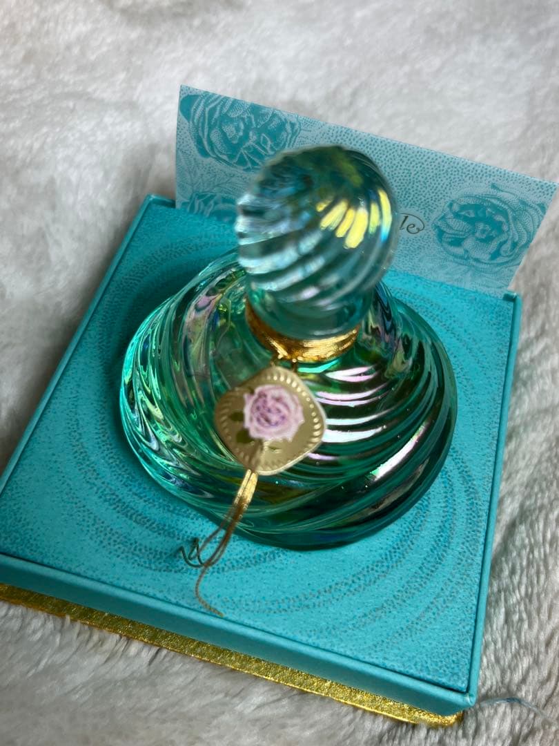 ローズロワイアル 香水 32ml