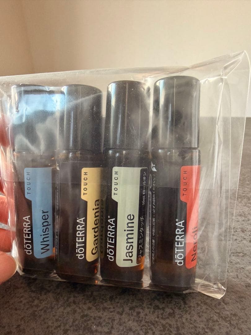 doTERRA エッセンシャルオイル4本
