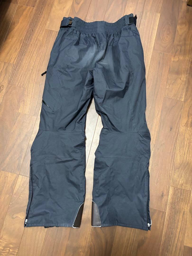 DESCENTE スキーウェア パンツ　ブラック　黒　デサント　O スノーボード