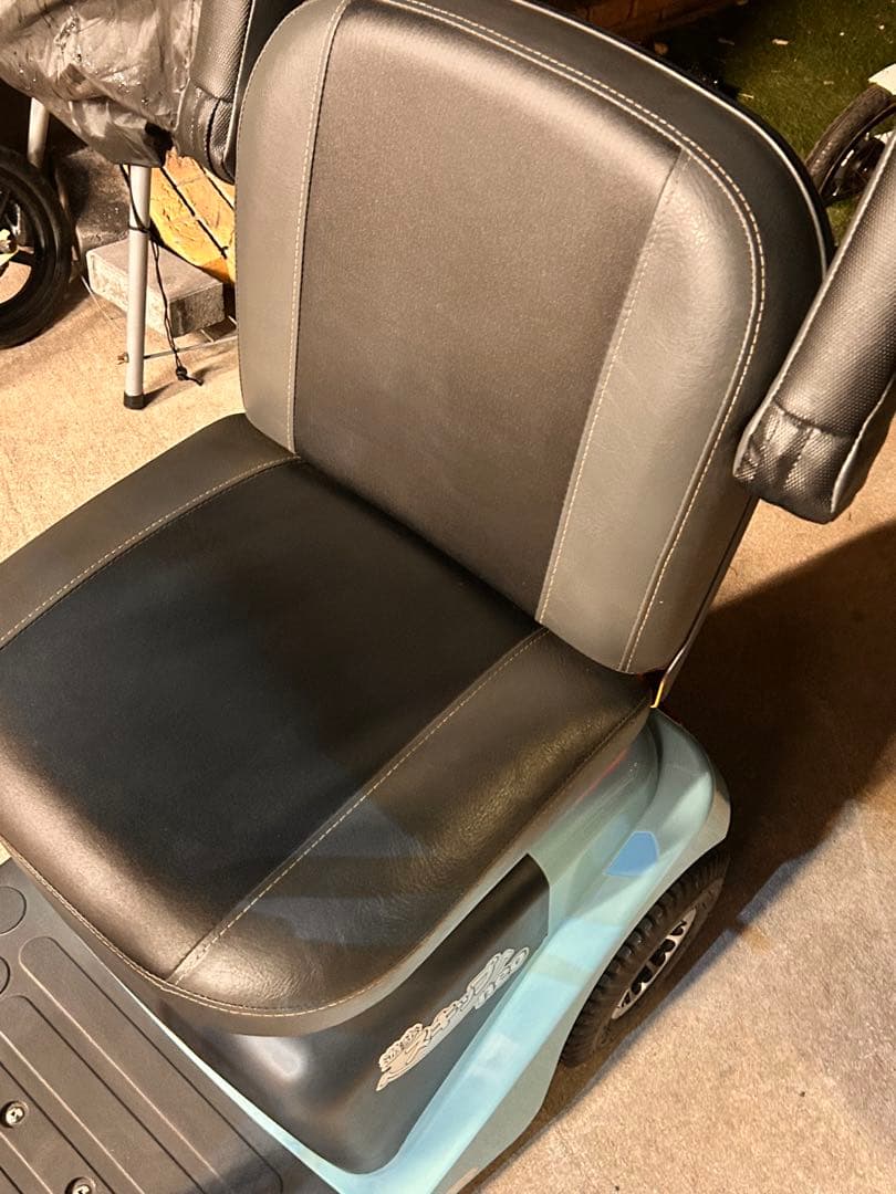 新古車　スキップneo 電動カート シニアカー　セニアカー　介護　散歩　セリオ