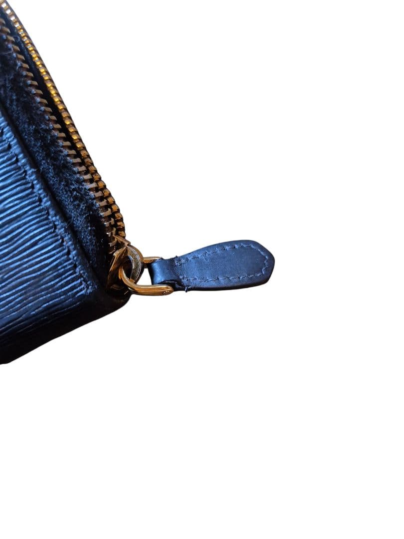 ＰＲＡＤＡ　プラダ　サフィアーノ　ラウンドファスナー　長財布