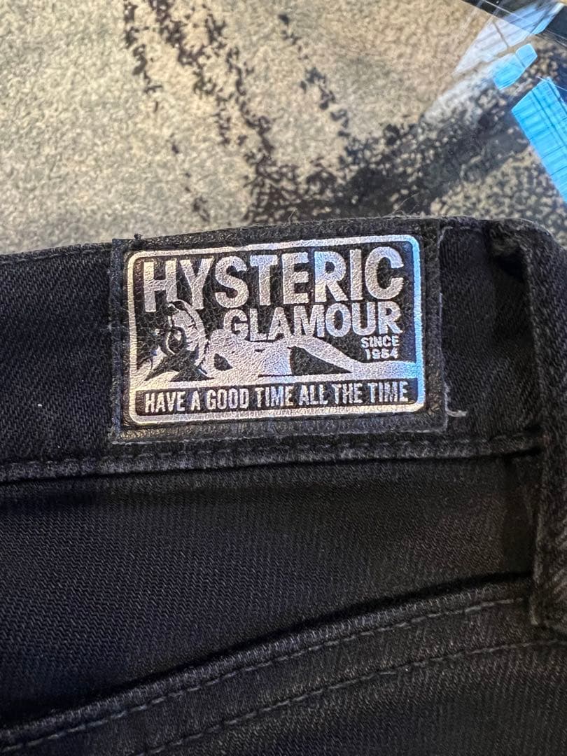 HYSTERIC GLAMOUR ブラックデニム　ダメージサイズ28 スキニー