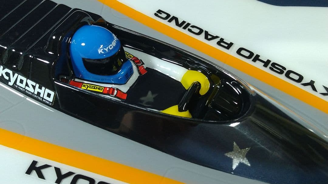 新品 塗装済 京商 CRC 2 ボディ プラズマ PLAZMA ファントム - メルカリ