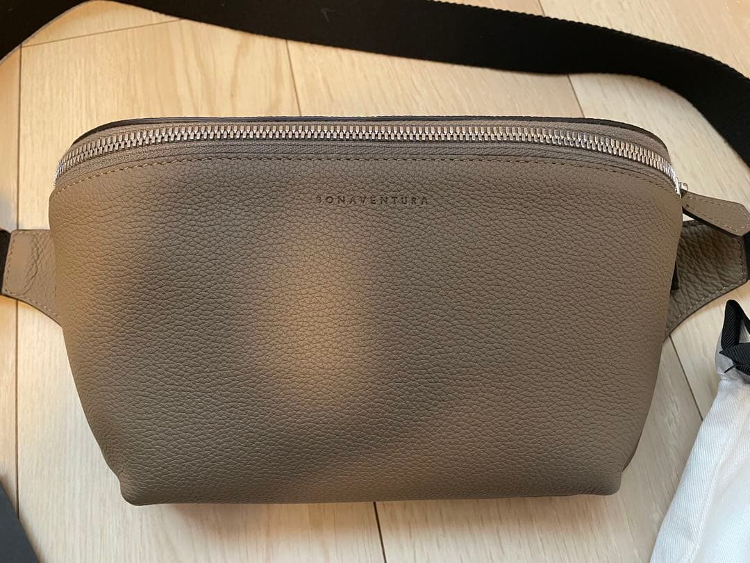 【みつうぉ】BONAVENTURA ボディバッグ エトーヴ