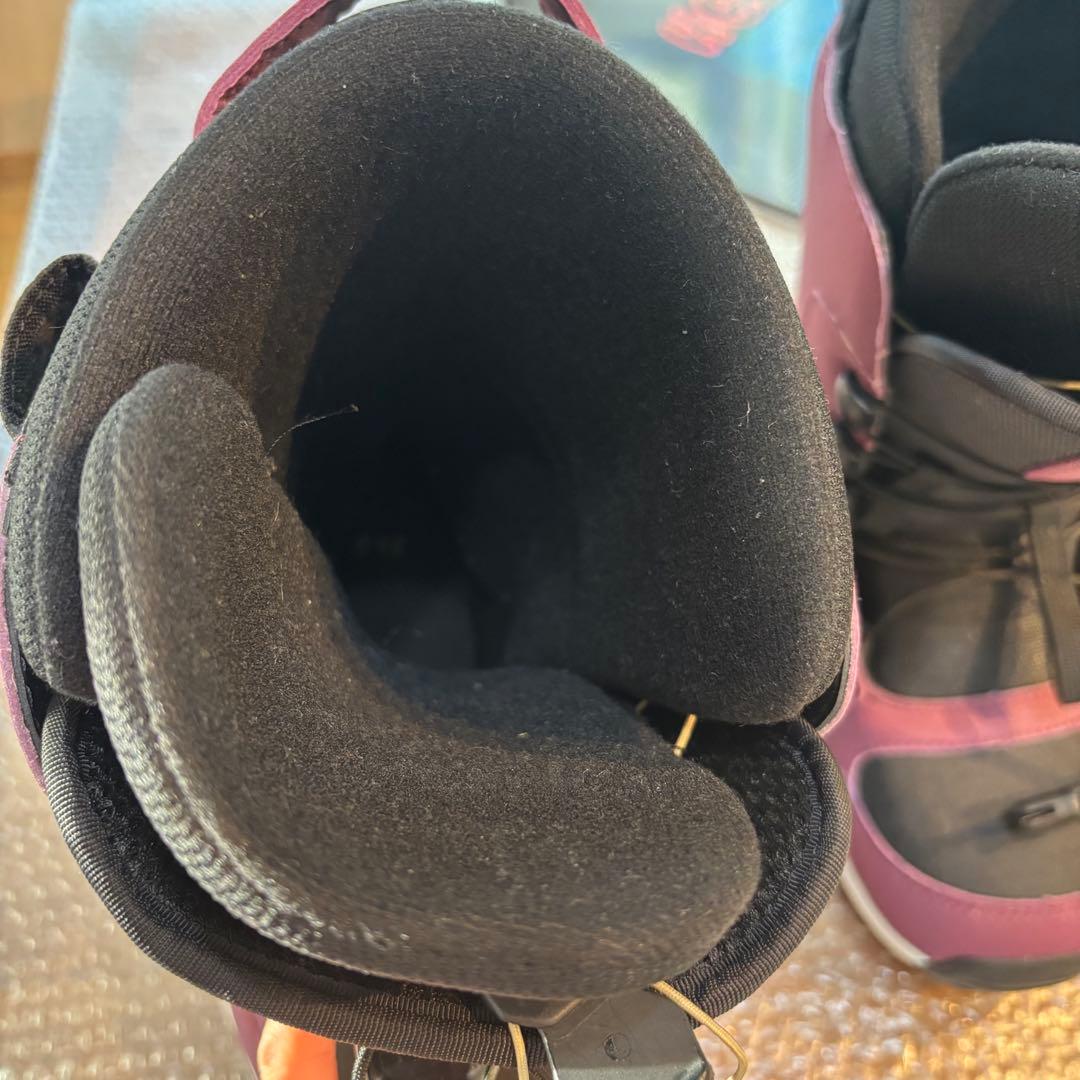 美品　SPOON (スプーン)22.5- 23cm レディーススノーボードブーツ