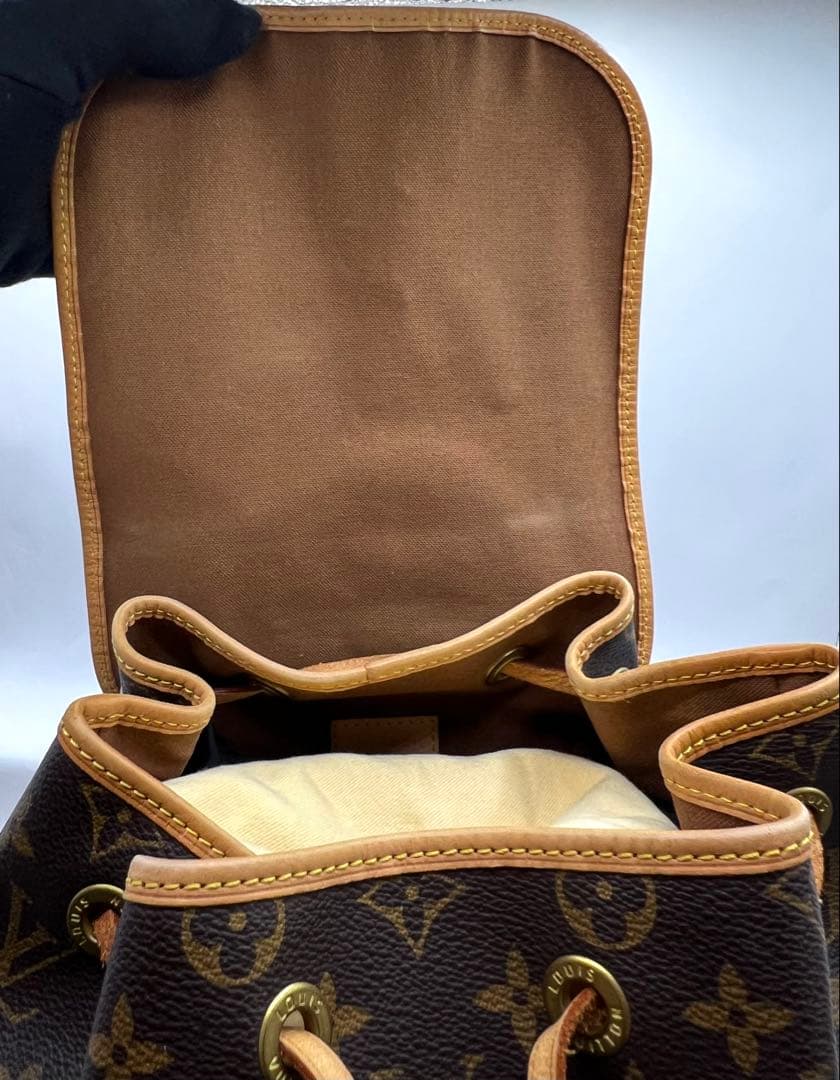 Louis Vuitton ルイヴィトン モノグラム ボスフォール バックパック