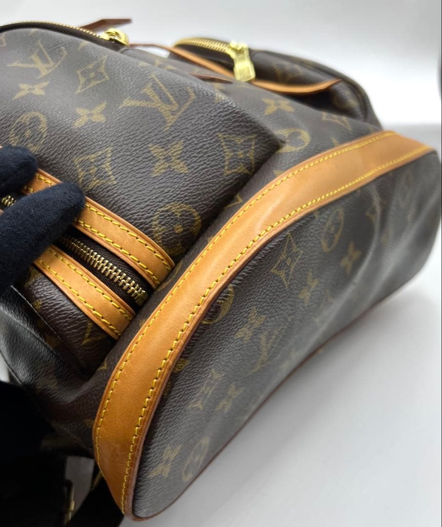 Louis Vuitton ルイヴィトン モノグラム ボスフォール バックパック