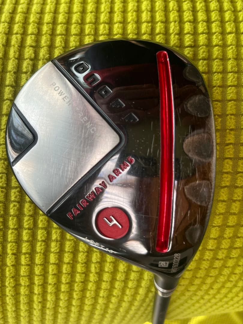 オノフ　フェアウェイアームズ　KURO 4番ウッド