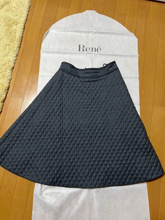 れもん様専用フォクシー FOXEY CROSS FLARE グレー スカート - メルカリ