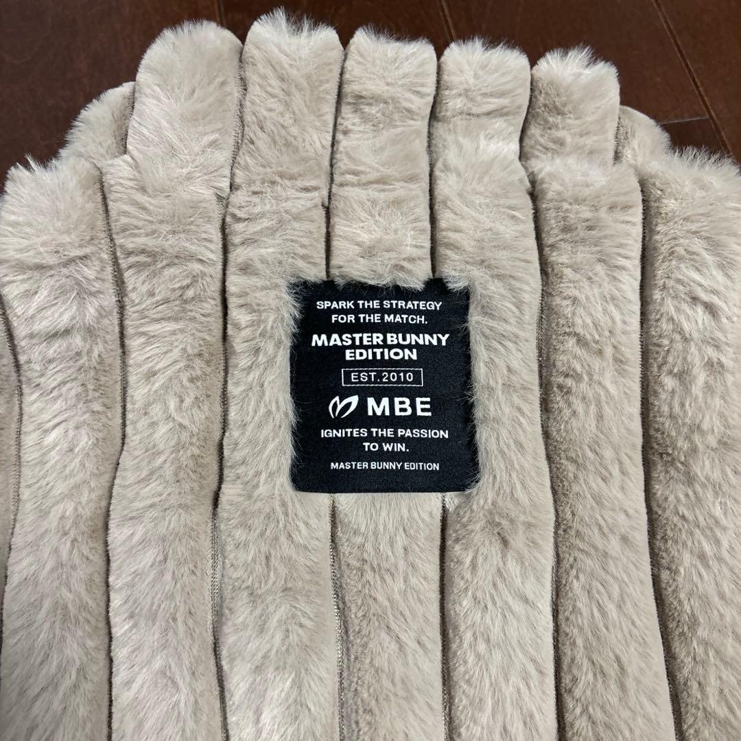 マスターバニースパッタリングエコファーコンビブルゾンベージュサイズ2