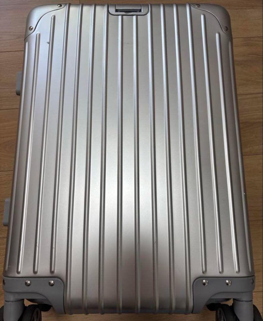 スーツケース アルミ合金ボディ キャリーケース シルバー Sサイズ 旅行