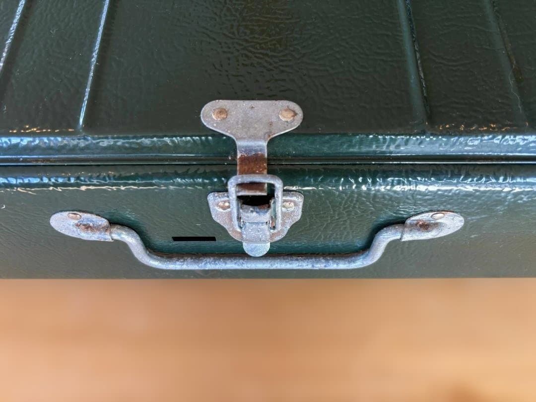 Coleman 413H ツーバーナーストーブ：キャンプ用品