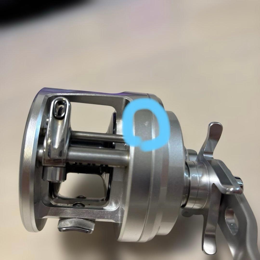 美品 シマノ 13 オシアカルカッタ OCEA CALCUTTA 301HG