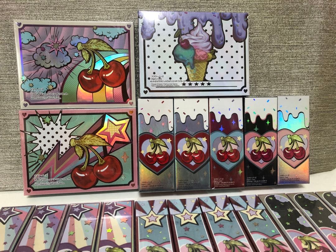 フラワーノーズ グリッター アイシャドウパレット ウォーターティント