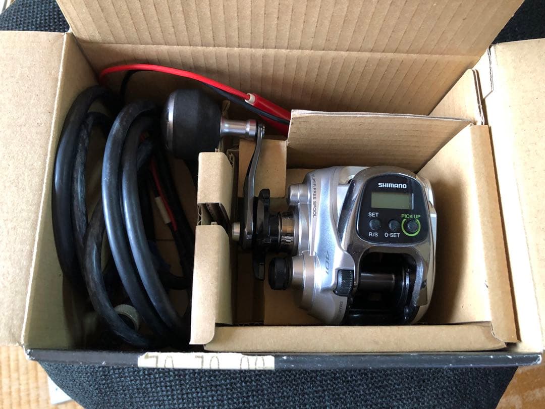 シマノ　フォースマスター401（左ハンドル）