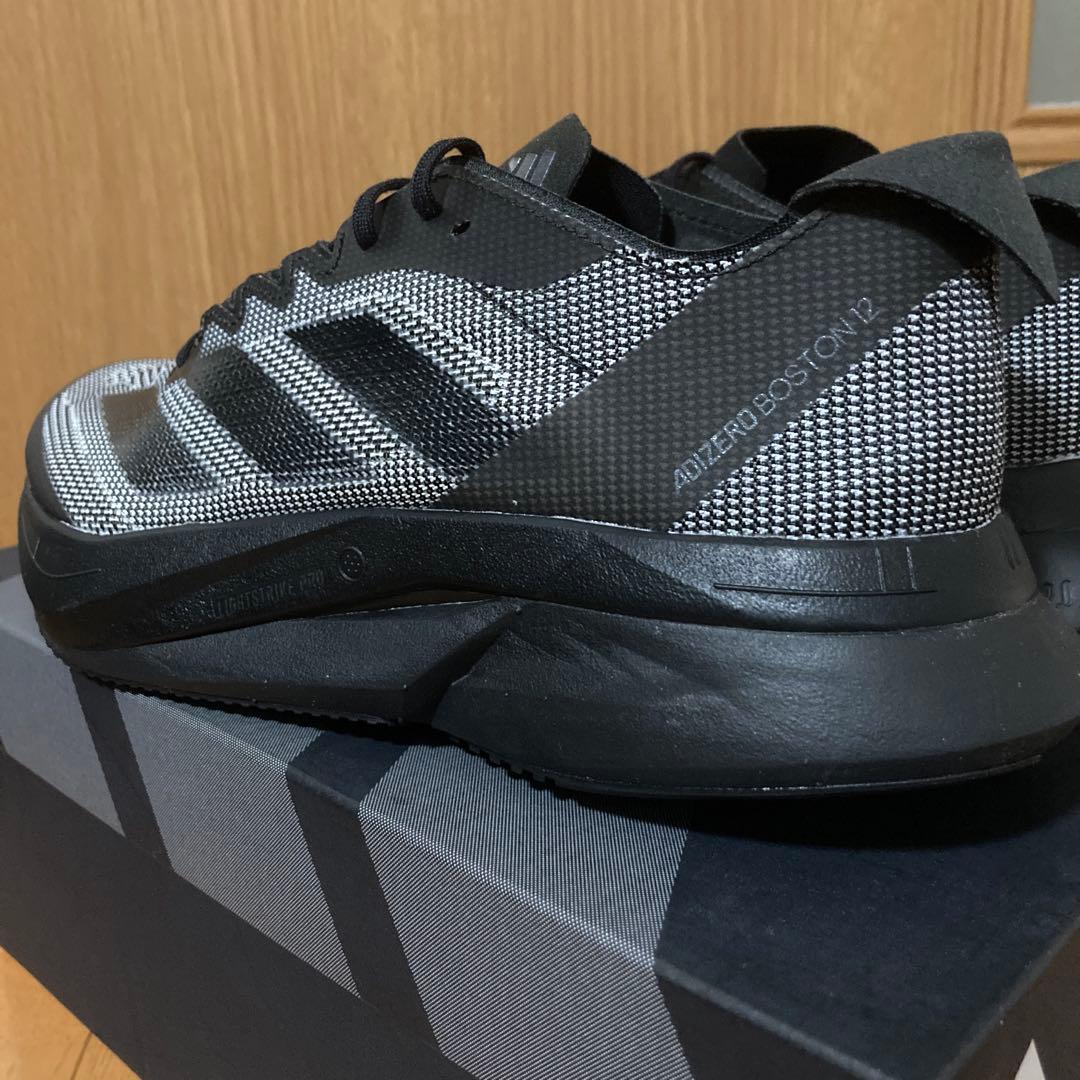 アディダス　ランニングシューズ アディゼロボストン12 M 　　　ID5985