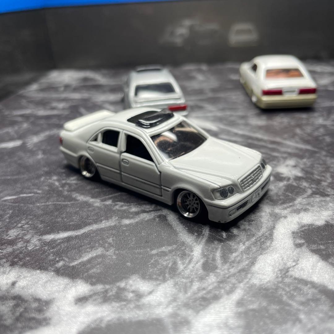 17クラウン　ミニカー