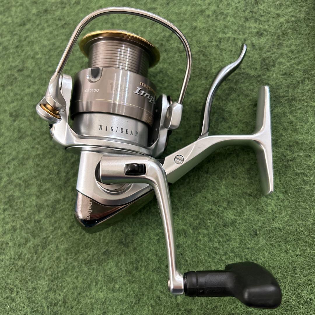 Daiwa impult ISO 2500LBD スピニングリール ケース付
