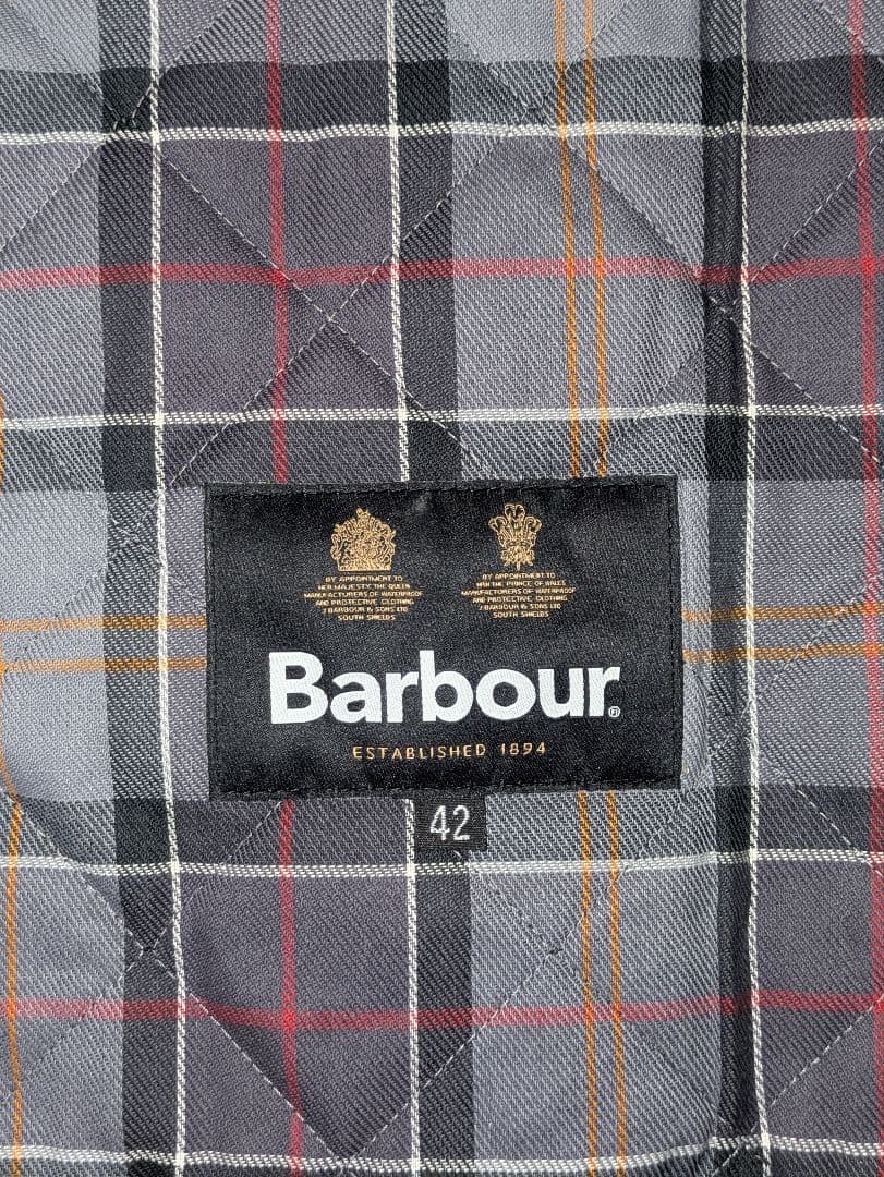 新品未使用 バブアー 純正キルティングライナー ブラック 42 - メルカリ