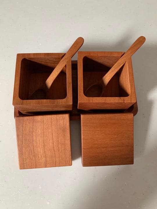 ハンドメイド　木製　二連薬味入れセット