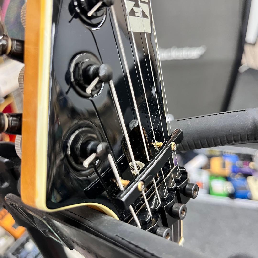 【10338】 ESP King V フライング V 変形 角タッチアップあり