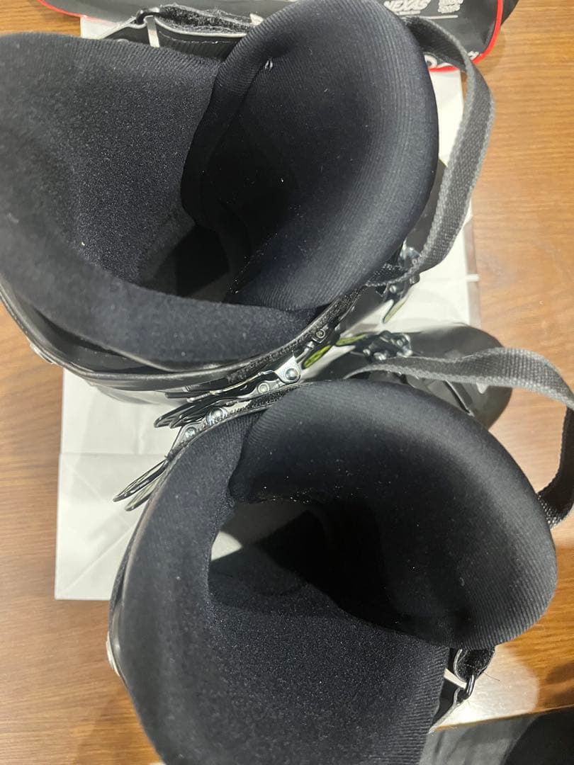 SALOMON サロモン　スキーブーツ セレクトクルーズ　２７センチ　幅　広い