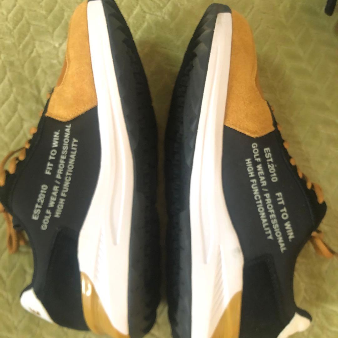 MASTER BUN FIT TO WIN スニーカー