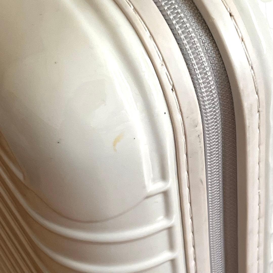 Narumiです！RIMOWA リモワ　アローズ　キャリーケース　23L