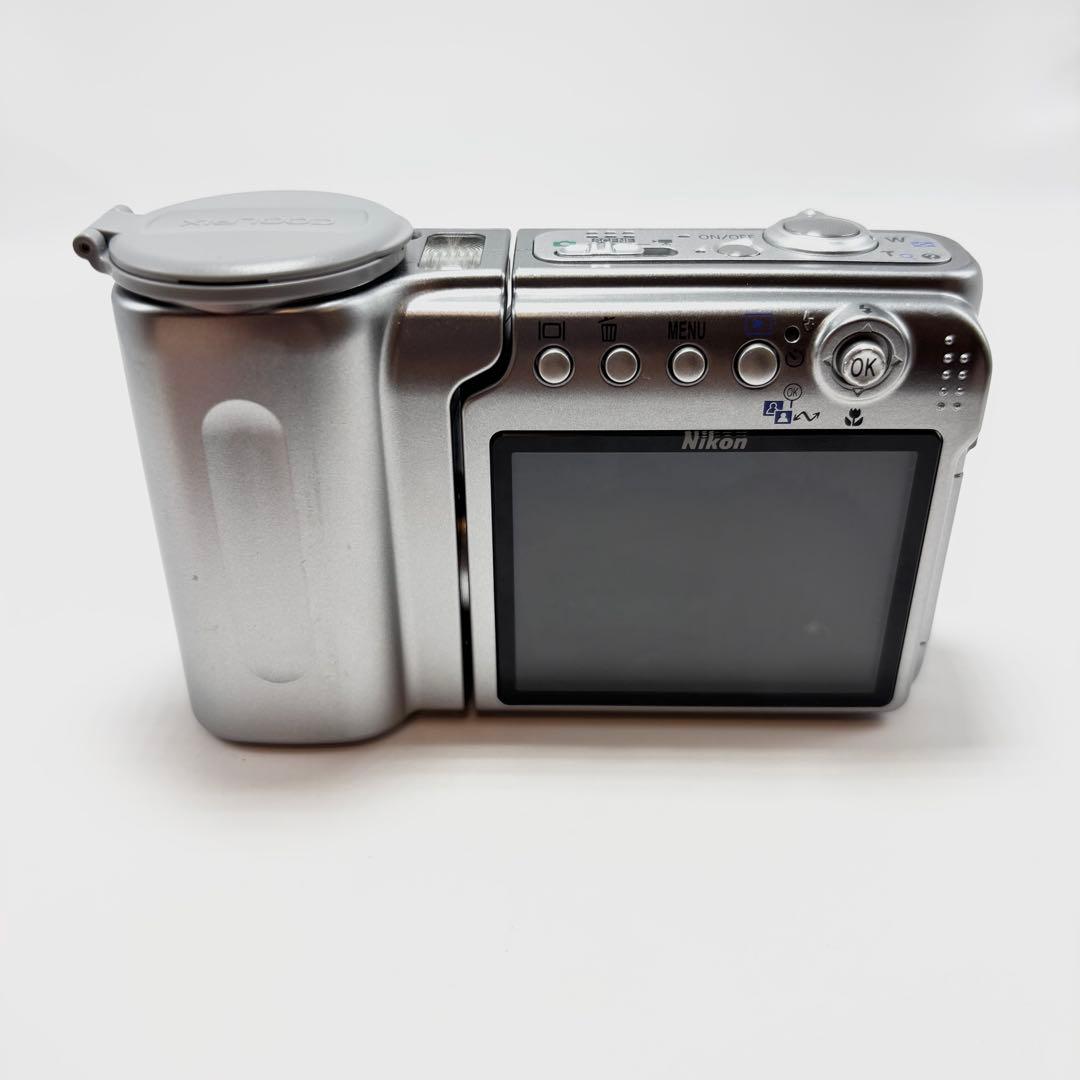 【週末限定値下げ】【美品】Nikon COOLPIX S4 乾電池