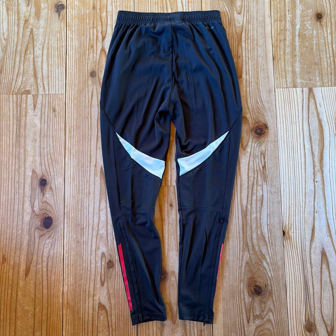 リバプール　トレーニングジャケット　パンツ　M