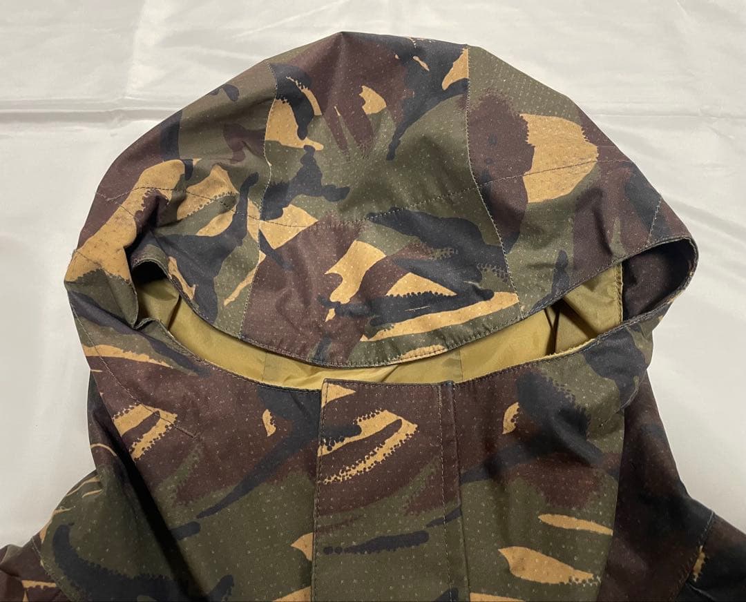 BURTON バートン GORE-TEX RADIAL JACKET 迷彩 M