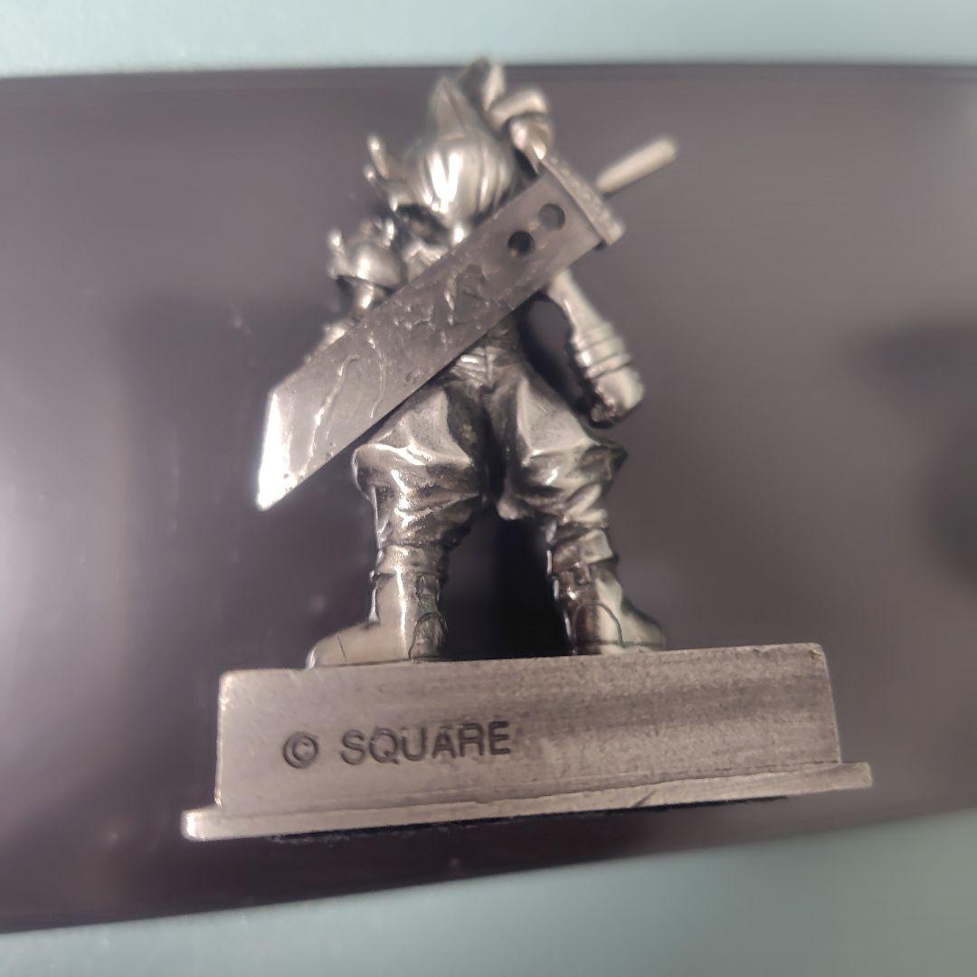 FINAL FANTASY VII クラウド クロムフィギュア NO.2201 - メルカリ