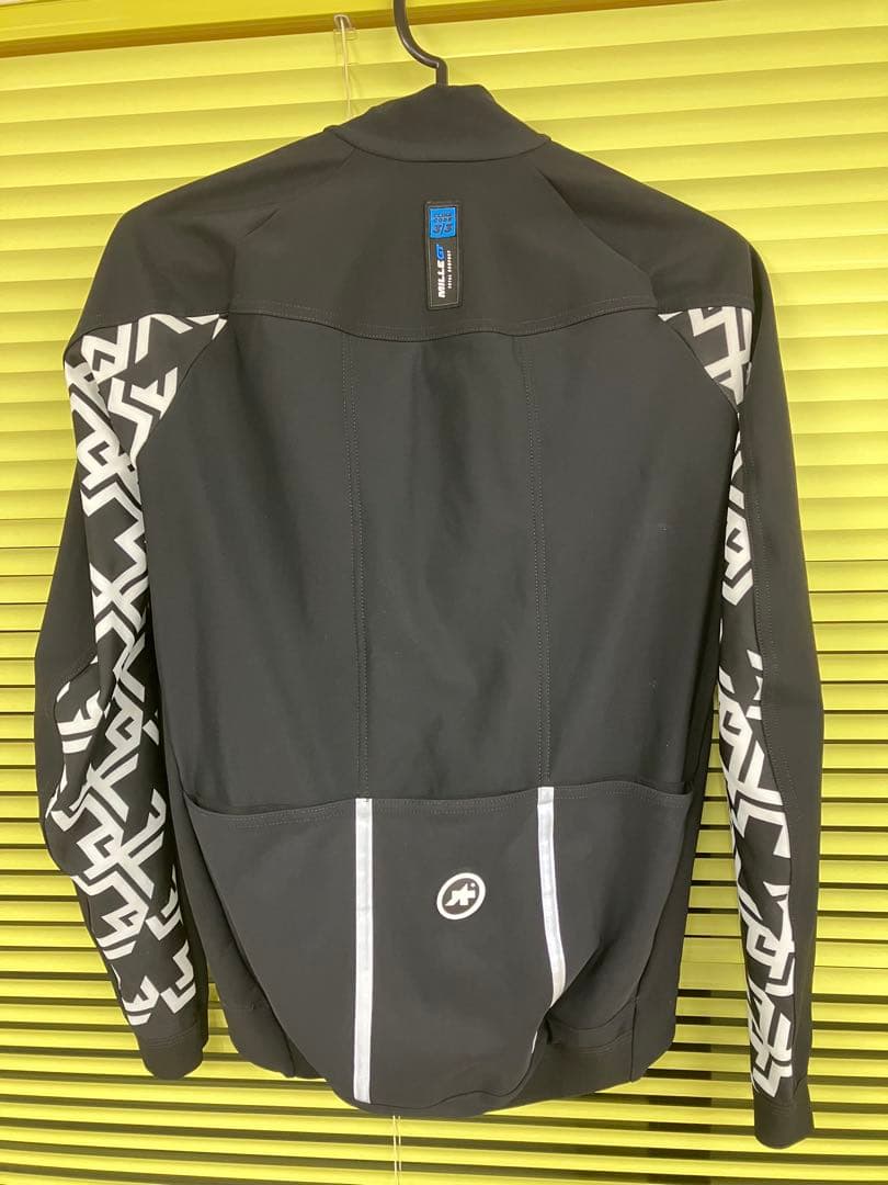 Assos　ウィンタージャケット　XS