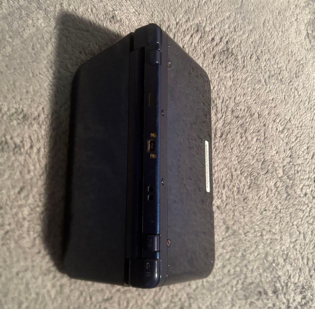 NEW　Nintendo　3DS　LL　　ニンテンドー　ネイビー