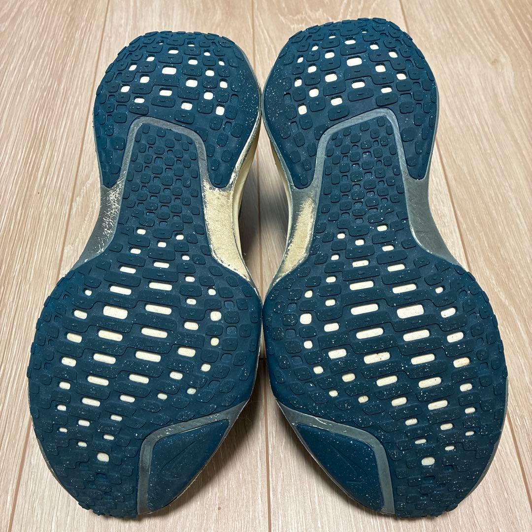 ナイキ インヴィンシブル ラン 3 27.5cm