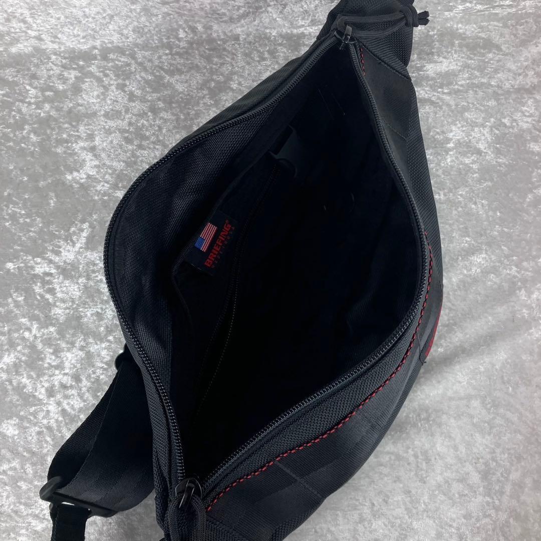 現行 未使用級 ブリーフィング トライポッド ブラック ボディ バッグ 旅行