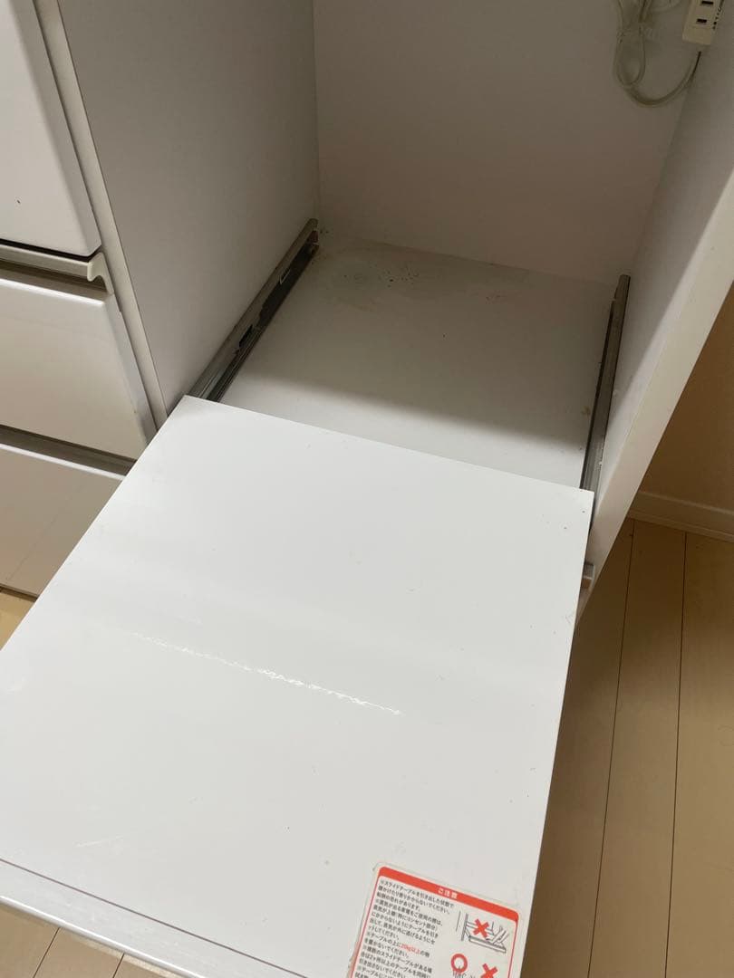 キッチンカウンター　幅約120cm 食器棚