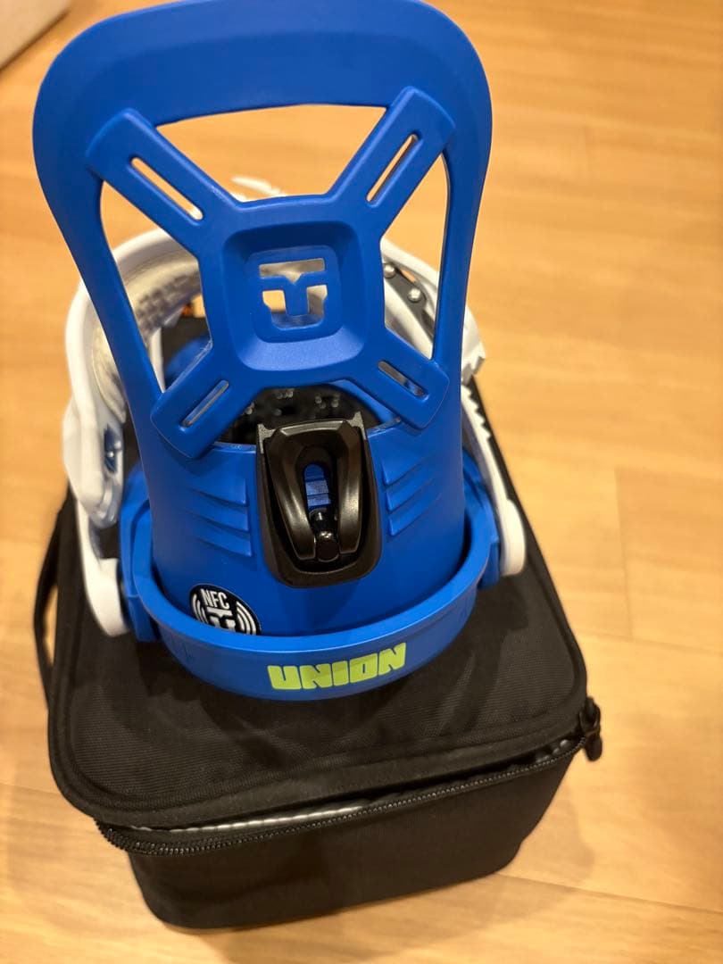 UNION スノーボードビンディング