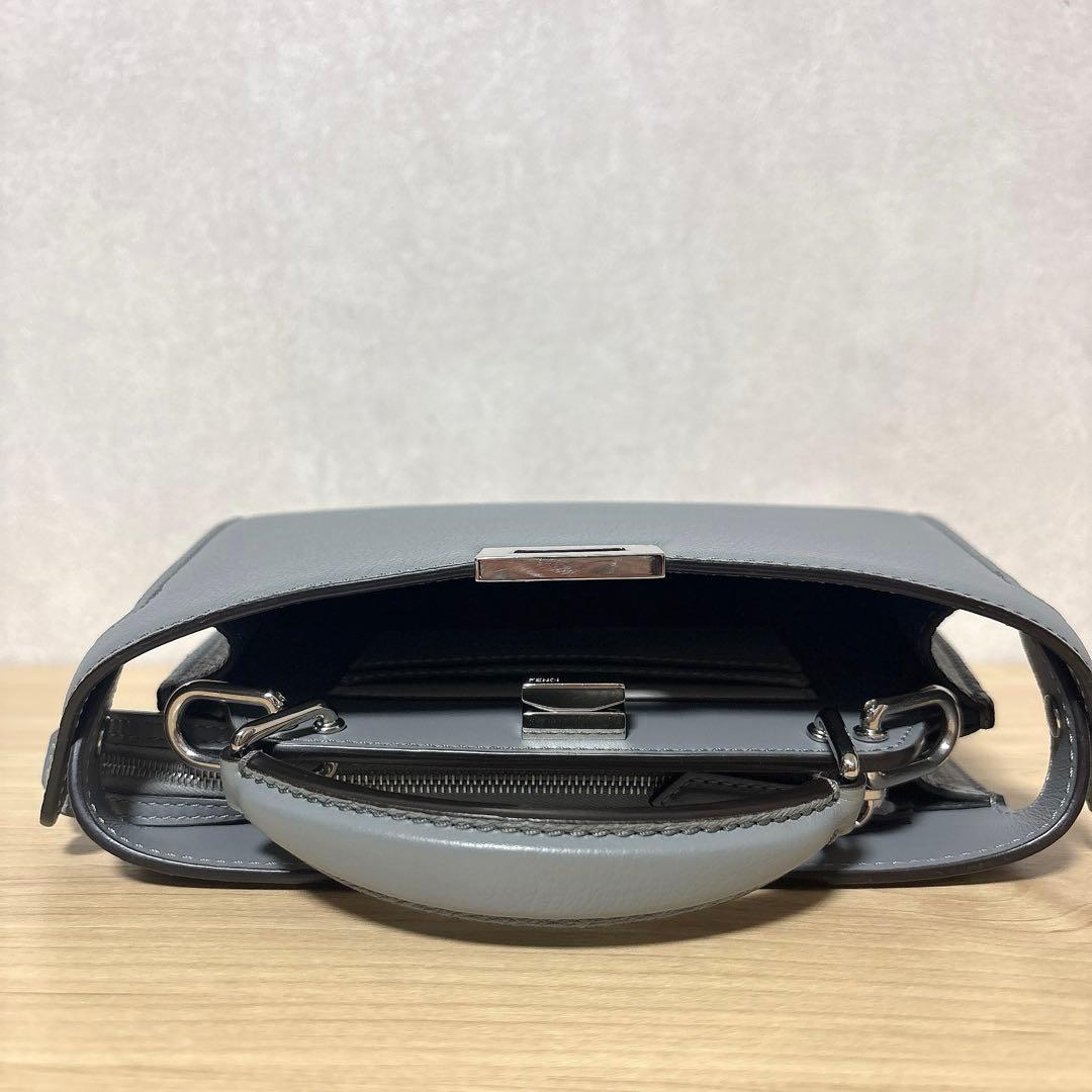 【美品】FENDI フェンディ ピーカブー アイシーユー エックスクロス バッグ