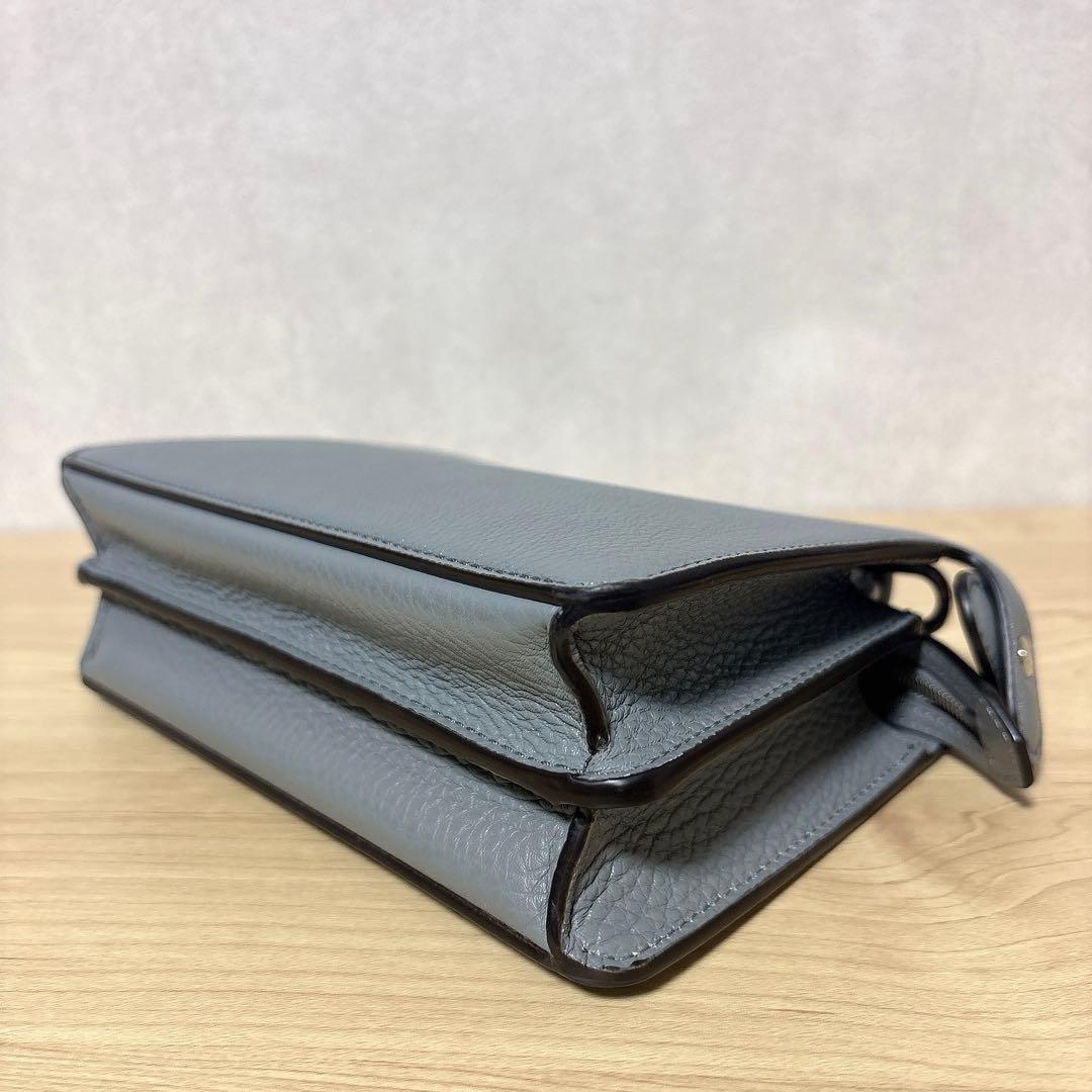 【美品】FENDI フェンディ ピーカブー アイシーユー エックスクロス バッグ