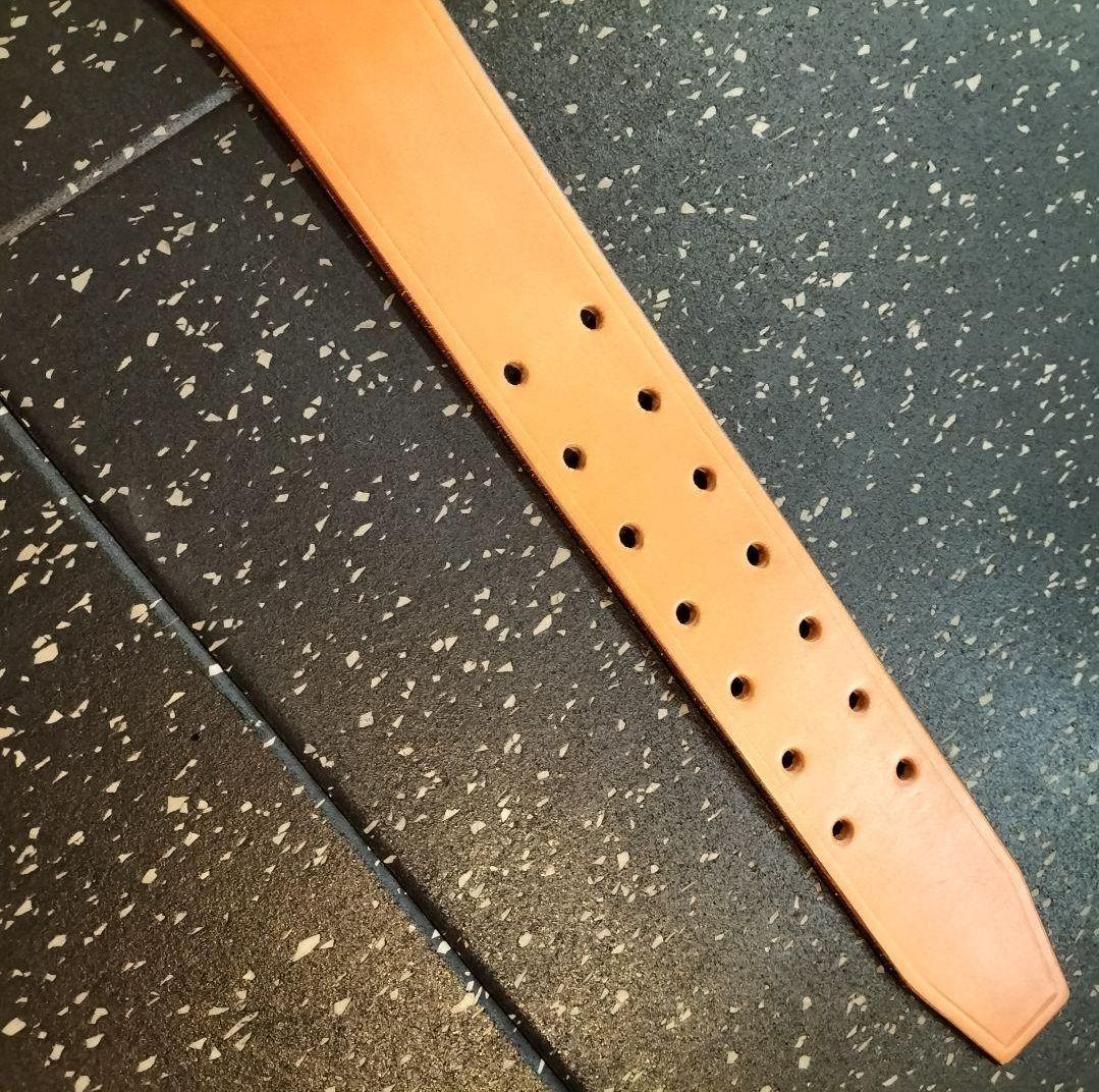 bester 高級革ベルト　サイズM