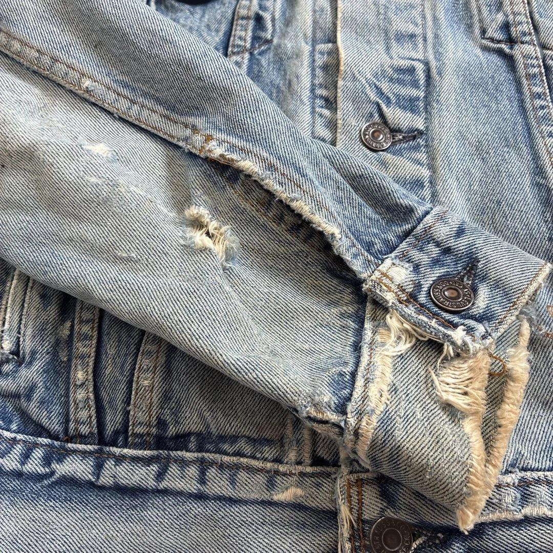90'sビンテージ古着！カナダ製 Levi's70506 ビッグサイズ 襤褸