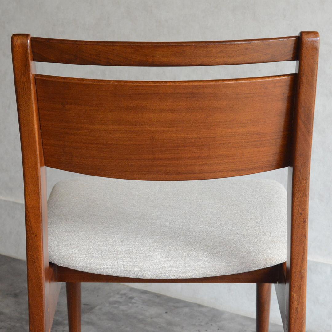 イギリスヴィンテージ チークダイニングチェア アイボリー 座面張替済